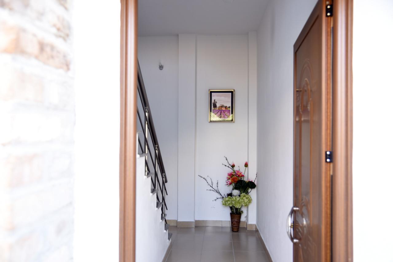 H&A Guest House Divjake Ngoại thất bức ảnh